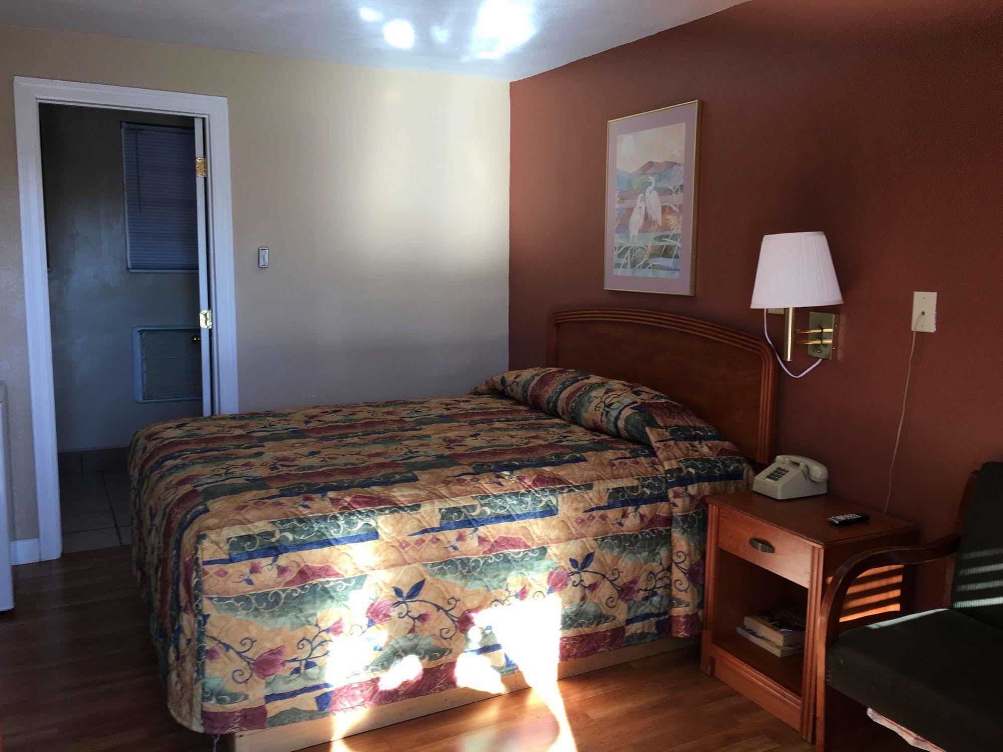 Budget Inn Jefferson City Eksteriør billede